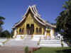 Lao Style Architecture2.JPG (641466 bytes)