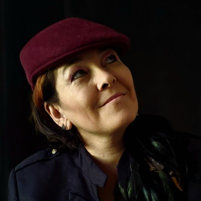 Photo of Lisa Russell, candidate