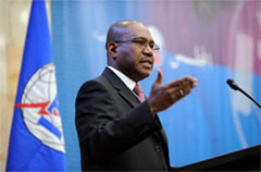 Dr Hamadoun Tour, ITU Secretary-General, speaks at the ITU Council 2009 opening ceremony - Source:  ITU / V. Martin (Compulsory)
