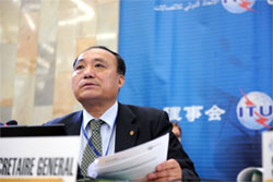 Houlin Zhao, ITU Deputy Secretary-General, speaks at the ITU Council 2009 - Source:  ITU / V. Martin (Compulsory)