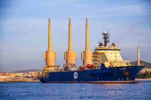 Submarine Cable repair ship image