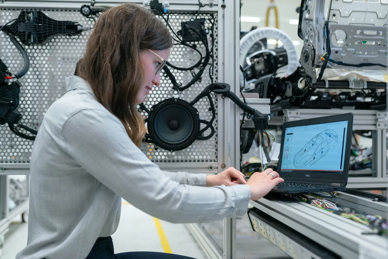 Promoting women in STEM in Romania featured image