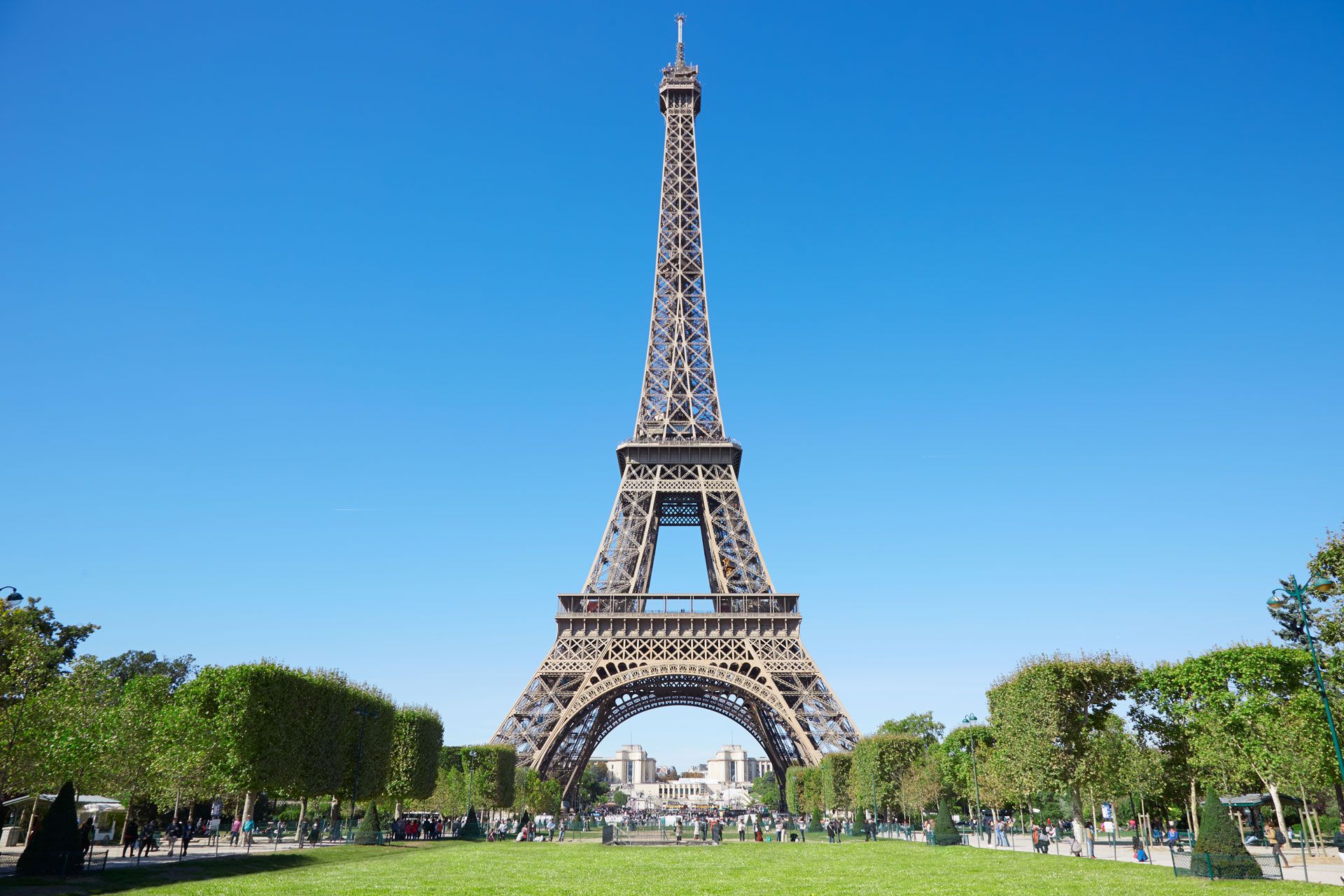 France and ITU: Broadcasting innovation from the Eiffel Tower featured image