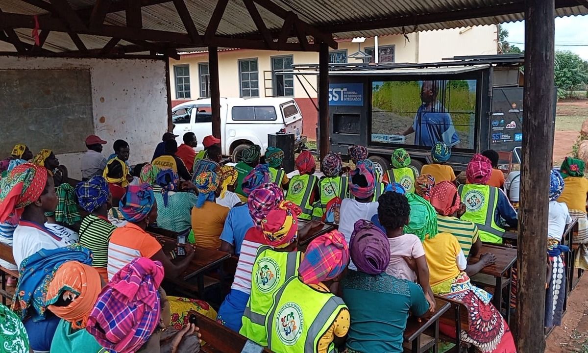 Kamaleon: Off-grid Internet on wheels featured image