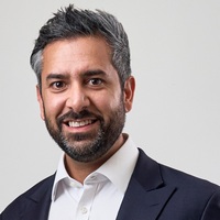 Mr Ravi Suchak