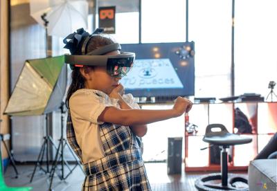 Holographic Lenses at the Coding Garage