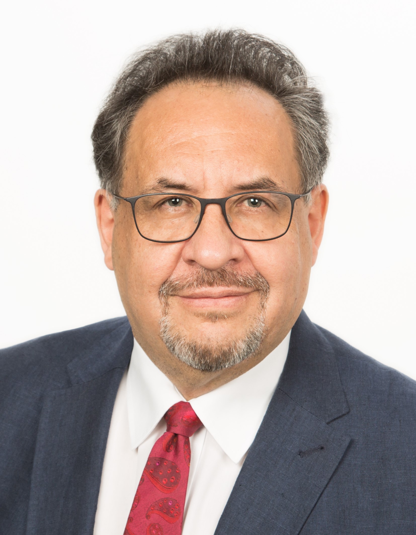 Dr. Bernardo Calzadilla-Sarmiento