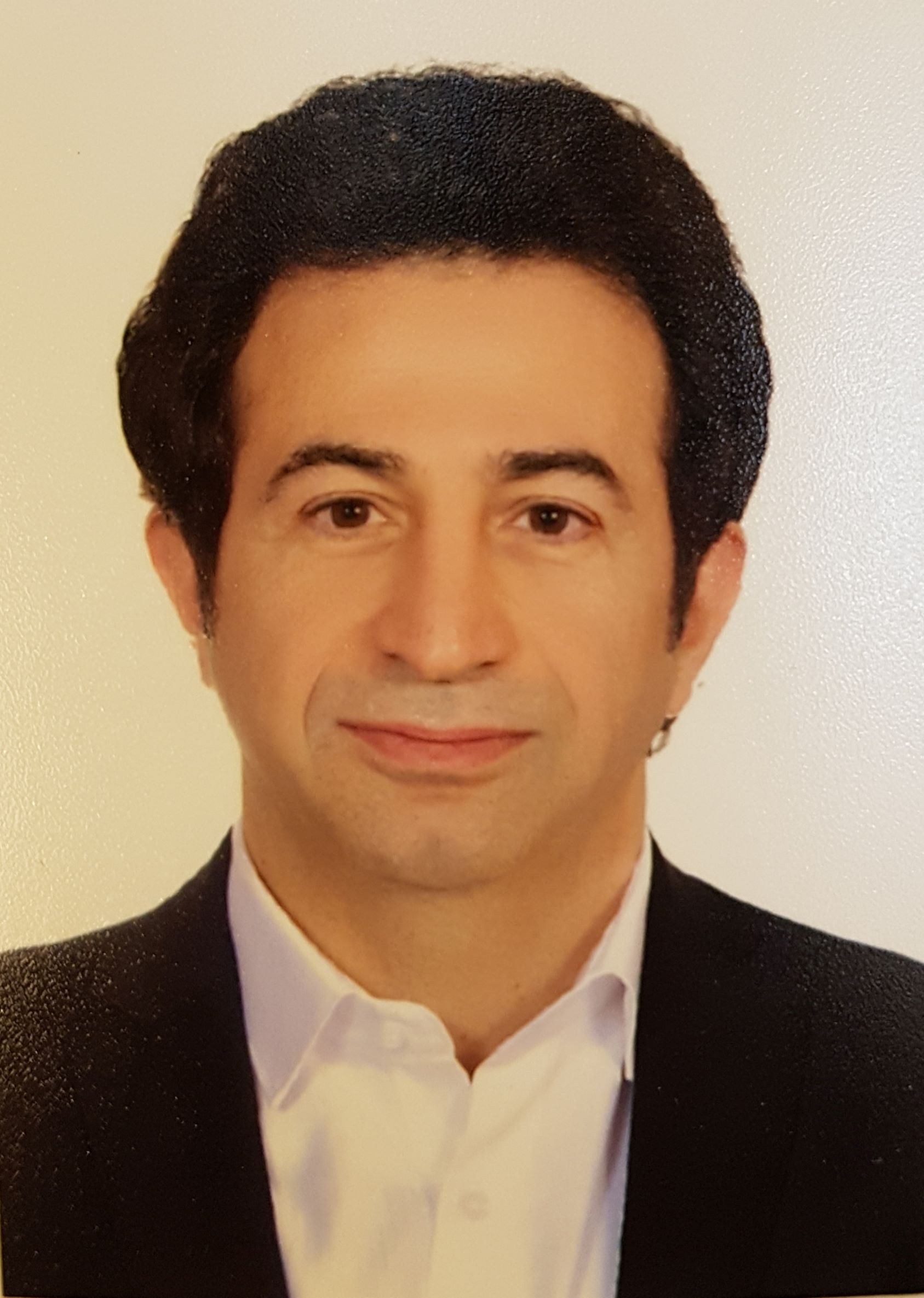 Dr. Alireza Yari