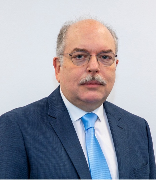 Mr. Mario Maniewicz [Moderator Room C]