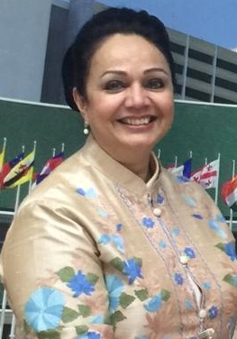 Dr Salma Abbasi