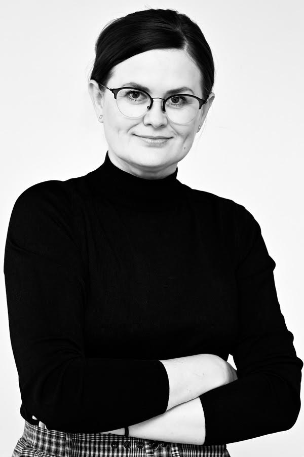 Mrs. Dorota Grudzień-Barbachowska