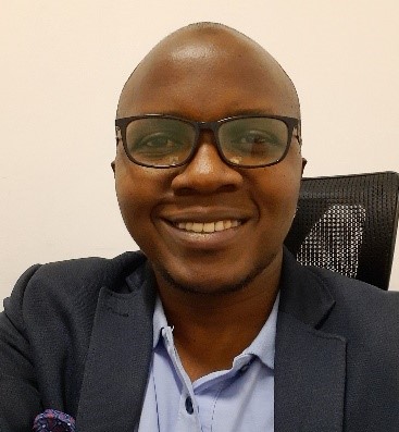 Mr Osbert Osamai
