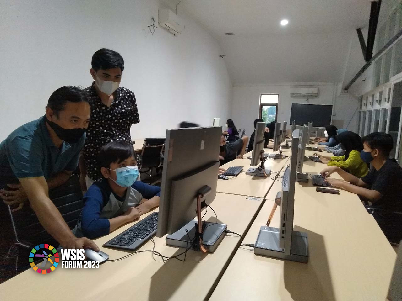 The Role of ICT in Improving the Knowledge of Primary School Children