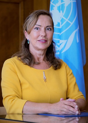 Ms. Olga Algayerova【R】