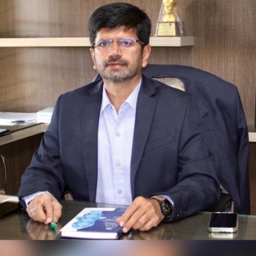 Dr Ganesh D B
