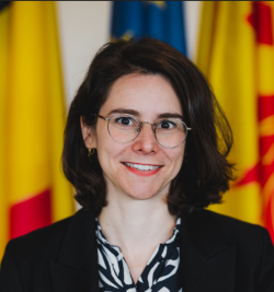 Dr. Sharon Weinblum