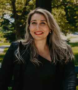 Prof. Paola Cecchi-Dimeglio