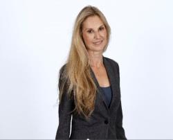 Ms. Renate Guenther