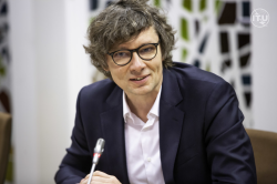 Mr. ​​​​​​​​​​Tomas Lamanauskas