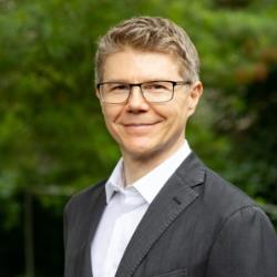 Mr. Robert Opp