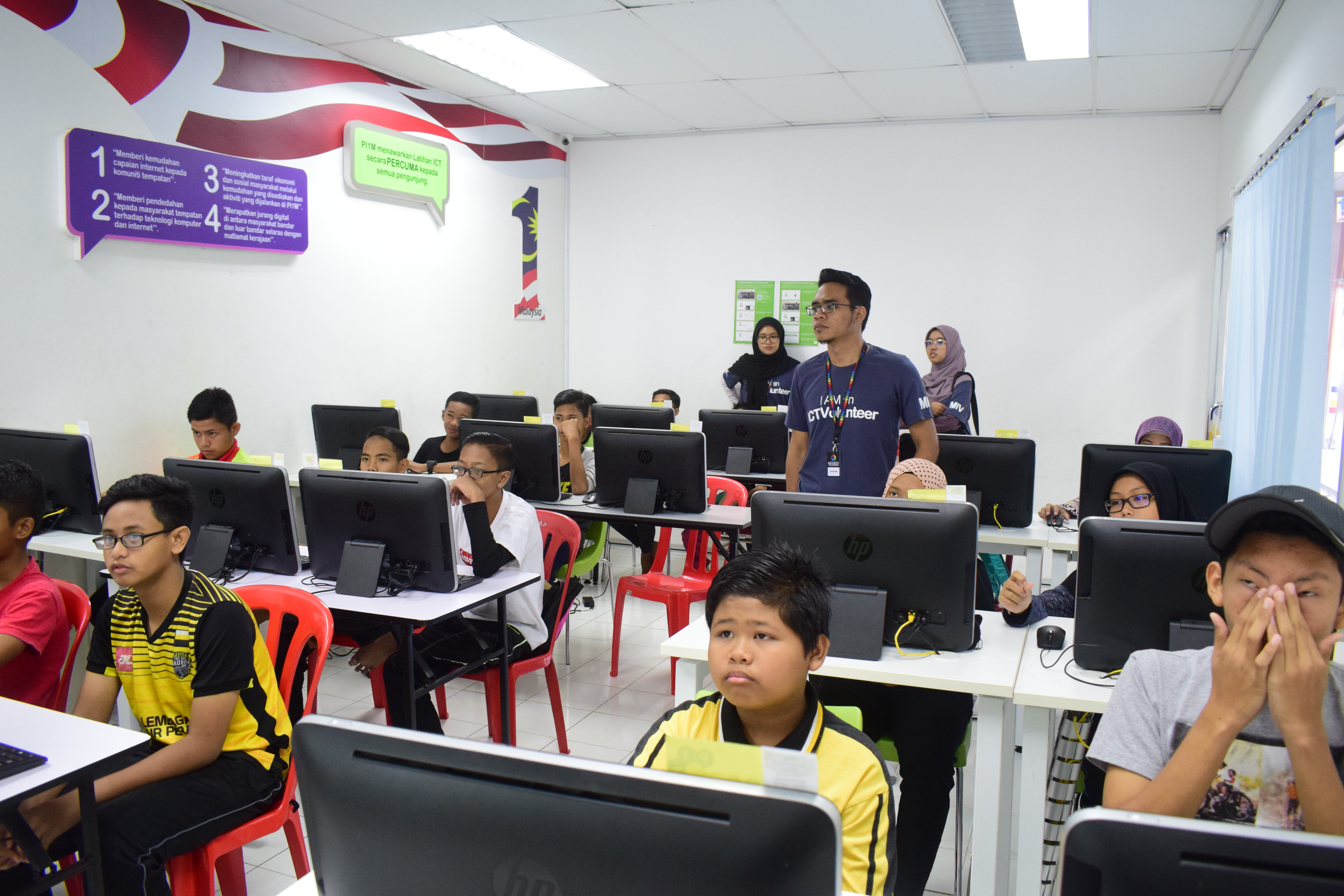 WSIS Stocktaking Project File