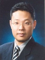 Jongbong-Park-photo.jpg